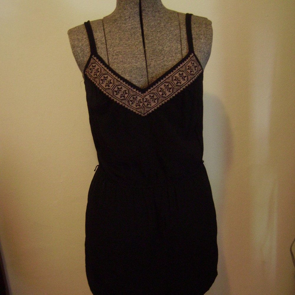 GAP Small Black Strap Dress with design